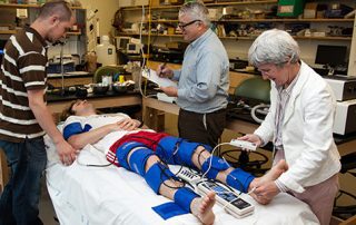 Work in a prosthetics lab