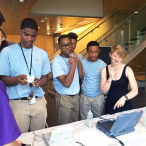 STEMM Prep students at UW Bioengineering outreach event